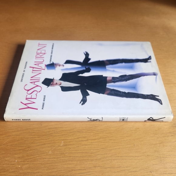 Assouline – Yves Saint Laurent (2008) - Picture 3 of 16